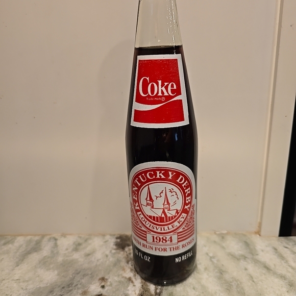 Vintage 1984 Coca-Cola Kentucky Derby Commemorative Bottle - Picture 1 of 3